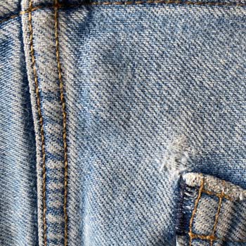 Levis Pantolon Kısa Sürede Yırtıldı, Mağduriyetimin Giderilmesini İstiyorum
