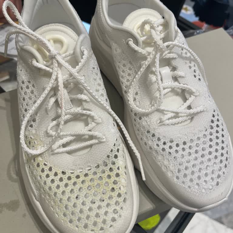 Beymen'den Aldığım Ayakkabıda Kusur Var, Mağaza Sorumluluk Almıyor