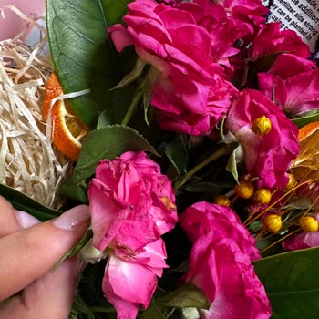 Anneler Günü Çiçeği Beklenenden Kötü Ve Para İadesi Talebi