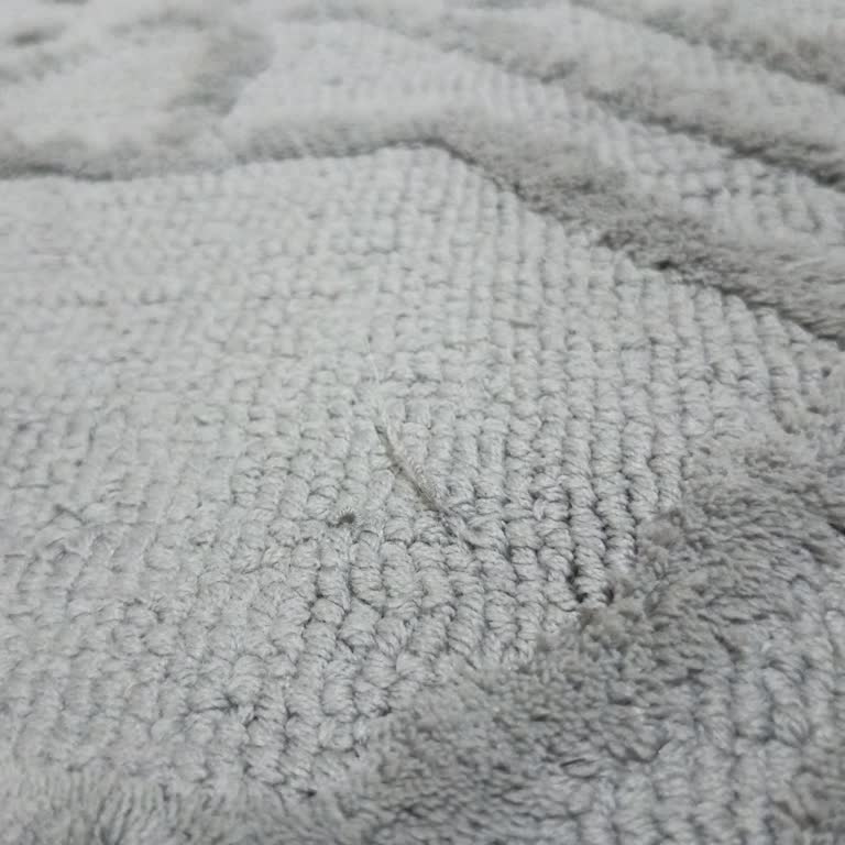 Aksu Çarşı Aldığım Halı Kilim Çıktı Sorunuma Çözüm Bulunmuyor!
