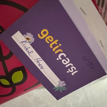 Anneler Günü'nde Yanlış Çiçek Ve Yetersiz Çözüm Mağduriyeti