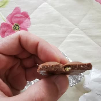 Çikolata İçeriği Görselle Uyuşmuyor, Fıstık Kırıntıları Çıktı