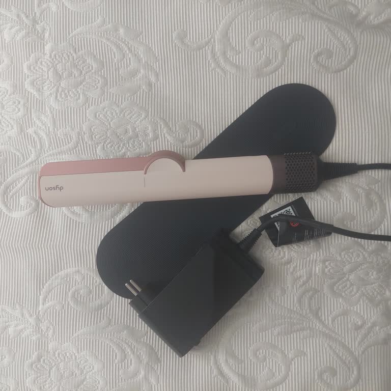 Yüksek Fiyatlı Dyson Ürünü Kutusuz Teslim Edildi, Mağduriyetimin Giderilmesini İstiyorum