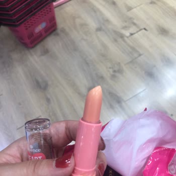 Bozuk Ve Kötü Kokulu Lip Balm Satışı