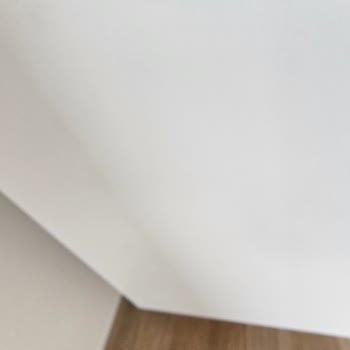 Defolu Şifonyer Ve İlgisiz Müşteri Hizmeti Nedeniyle Hayal Kırıklığı