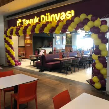 Çocuk Arabasıyla Balkonda Yemek Yememize İzin Verilmedi