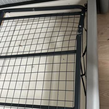 Garanti Kapsamındaki Kırık Baza İçin Vanessa Mobilya'dan Şaşırtıcı İlgisizlik Ve Müşteri Mağduriyeti