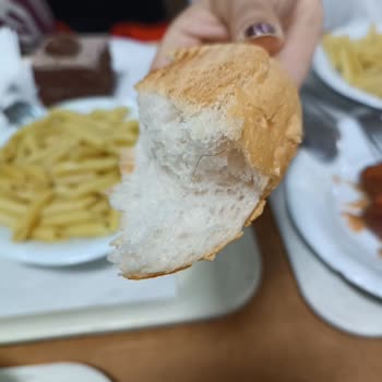 Mersin Kız Yurdu Yemeklerinde Hijyen Ve Fahiş Fiyat Sorunu