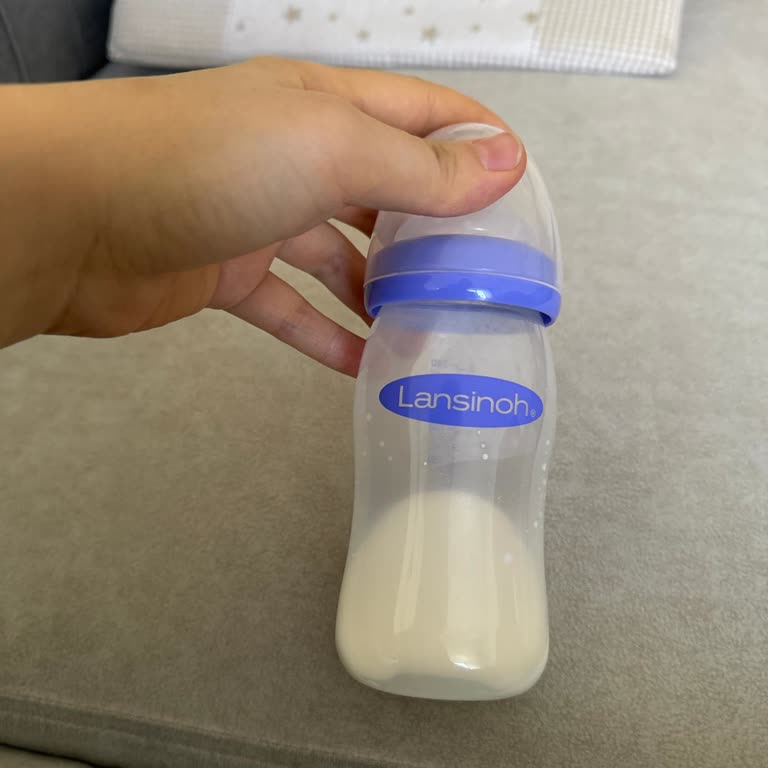 Lansinoh Biberonunda Yavaş Akış Sorunu Ve Memeden Uzaklaşma Endişesi