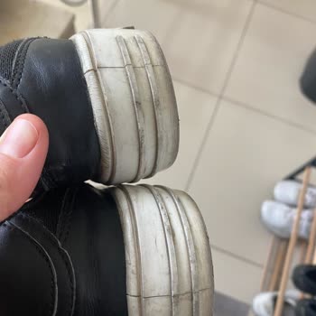 FLO Mağazasından Alınan Ayakkabının Yırtılması Ve Garanti Sürecinde Yaşanan Hayal Kırıklığı