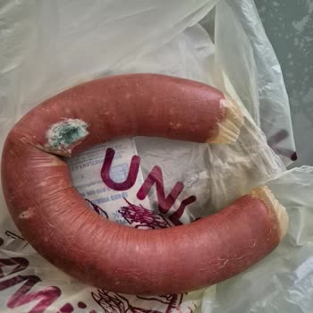 Şok Marketten Alınan Bozuk Sucuk Ve Artan Kalite Sorunları