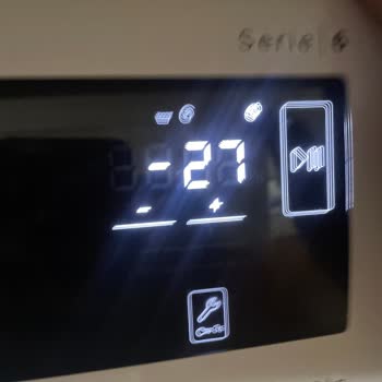 Bosch Çamaşır Makinesi Hata Kodu Ve Kilit Sorunu Nedeniyle Çalışmıyor