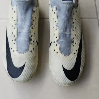 Nike Kramponun Alt Tabanında Ciddi Deformasyon Ve Yanlış İnceleme Sonucu Mağduriyet