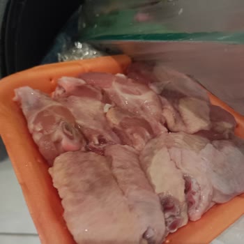 Son Tüketim Tarihi Geçmemiş Tavuk Bozuk Çıktı, Mağduriyet Yaşadık
