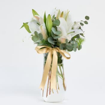 Anneler Günü'nde Yanlış Ve Gecikmeli Çiçek Teslimatı Hayal Kırıklığı Yarattı