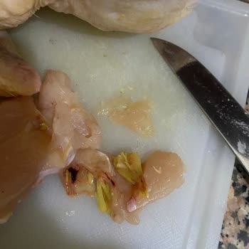 Aldığım Tavukta Şüpheli Madde Ve İade Sorunu