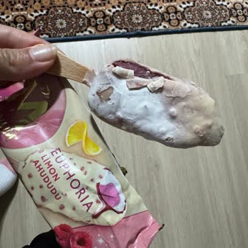 Son Kullanım Tarihi Geçmemiş Üründe Küf Sorunu