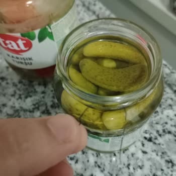 Tat Turşu Ürününde Yabancı Madde Şoku