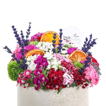 Anneler Günü'nde Yanlış Ve Solmuş Çiçek Gönderimi Mağduriyeti