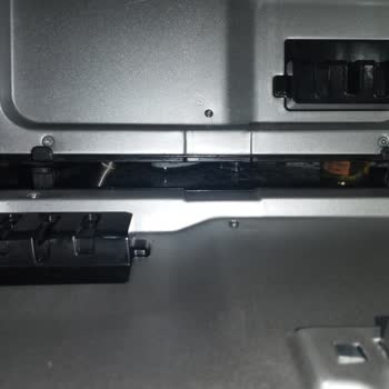 Arızalı Tost Makinesi, Yetersiz Servis Ve Çözüm Bulunamıyor