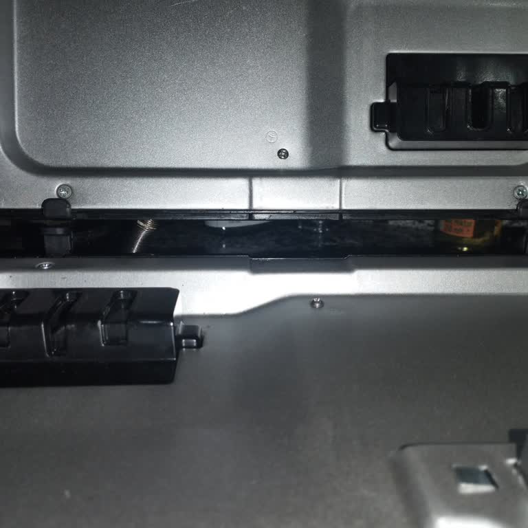 Arızalı Tost Makinesi, Yetersiz Servis Ve Çözüm Bulunamıyor