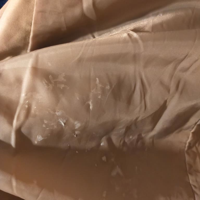 Kusurlu Trençkot Ve Stok Sorunu Nedeniyle Mağduriyet