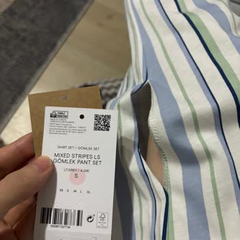 Aldığım Pijamanın Dikişleri İlk Giyişte Söküldü, Mağaza Desteği Beklemiyorum