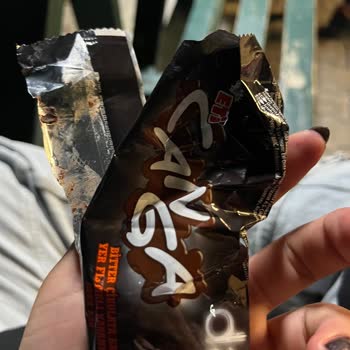 Çikolata Paketinde Sakız Parçası İle Karşılaştım, Hijyen Sorunu Yaşadım