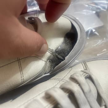 Kısa Sürede Açılan Nike Ayakkabılar İçin Yetersiz İnceleme Ve Kullanıcı Hatası İddiası