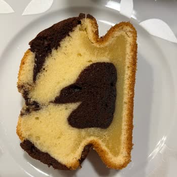 Kakaolu Kek Unu Son Kullanımlarda Çökmeye Başladı