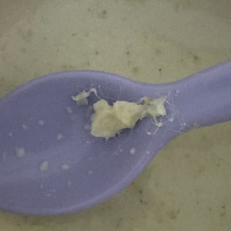 Bebek Mamasında Tüy Yumakları: Üretim Hatası Ve Güven Sorunu