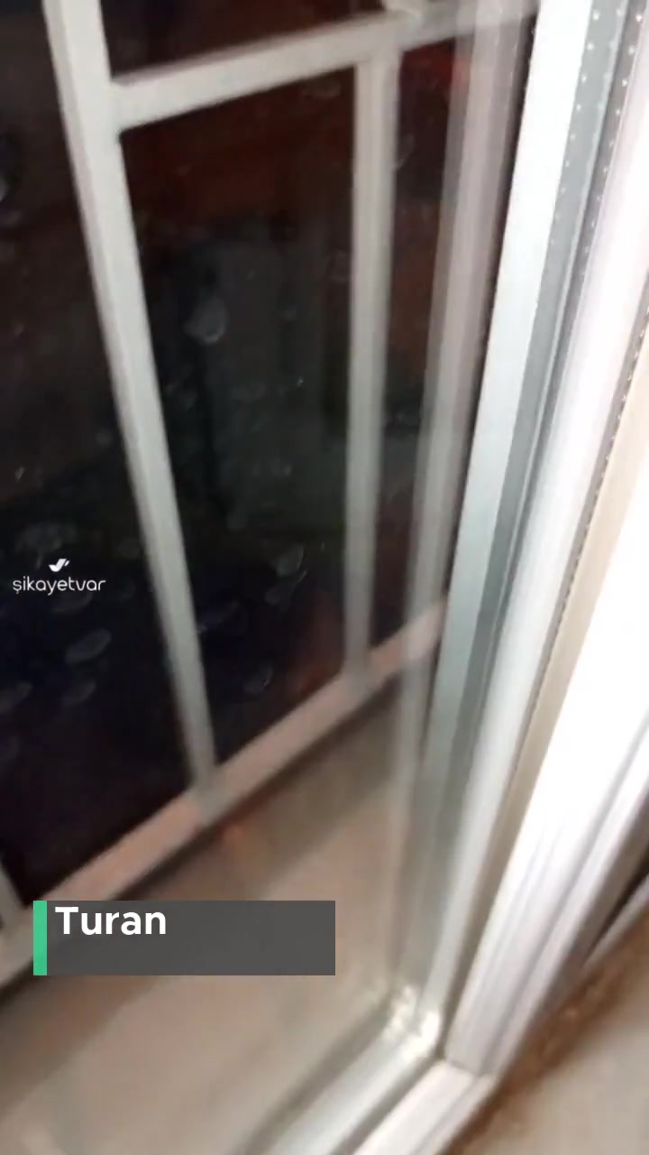 Manisa Su Ve Kanalizasyon İdaresi Evi Sokağı Kanal Basıyor videonun kapak resmi