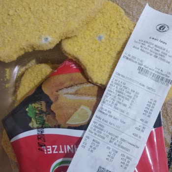BİM'den Alınan Lezita Piliç Schnitzel Küflü Çıktı