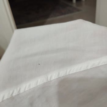 Aldığım Mavi Gömlek Hızla Delik Deşik Oldu, Hayal Kırıklığına Uğradım
