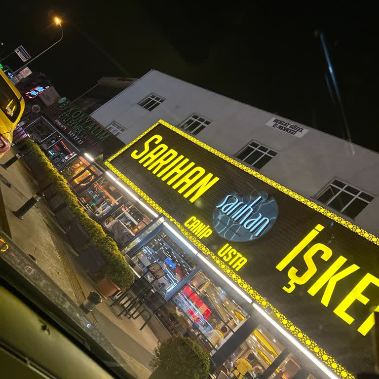 Sarıhan İşkembe Evcil Hayvanımla Boş Restorana Alınmadım, Gerekçe Belirtilmedi