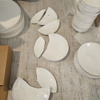 Kırık Gelen Ürün Ve Yetersiz Müşteri Hizmetleri Nedeniyle Mağduriyet