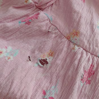 E Bebekten Alınan Kıyafetler İlk Yıkamada Zarar Görüyor