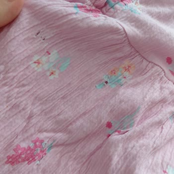 E Bebekten Alınan Kıyafetler İlk Yıkamada Zarar Görüyor