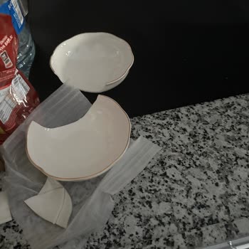 Satış Sonrası İlgisizlik Ve Kırık Ürün Mağduriyeti