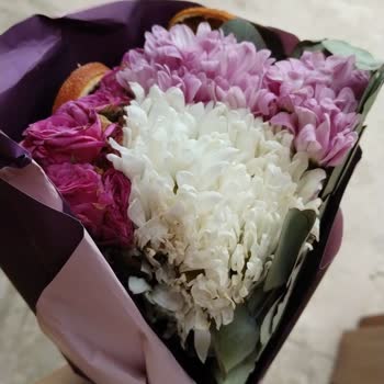 Sipariş Ettiğim Çiçekle Gelen Arasında Dağlar Kadar Fark Var!