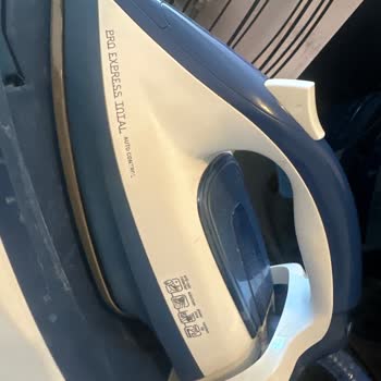 Tefal Ütü Kazanı Patladı Kaynar Su Ve Buhar Etrafa Yayıldı