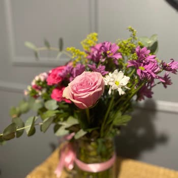 Kalite Çiçek Geç Teslimat Ve Yanlış Ürünle Hayal Kırıklığı Yaşadım