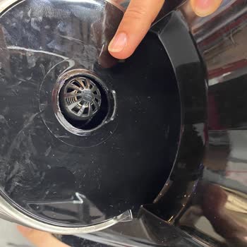 Yeni Alınan Kahve Makinesi Kısa Sürede Paslandı Ve Servisten Hasarlı Döndü