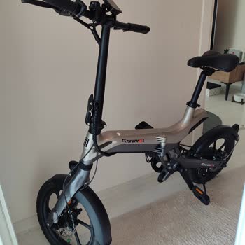 Elektrikli Bisikletin Ön Farı Ve Uygulama Bağlantısı Sorunu