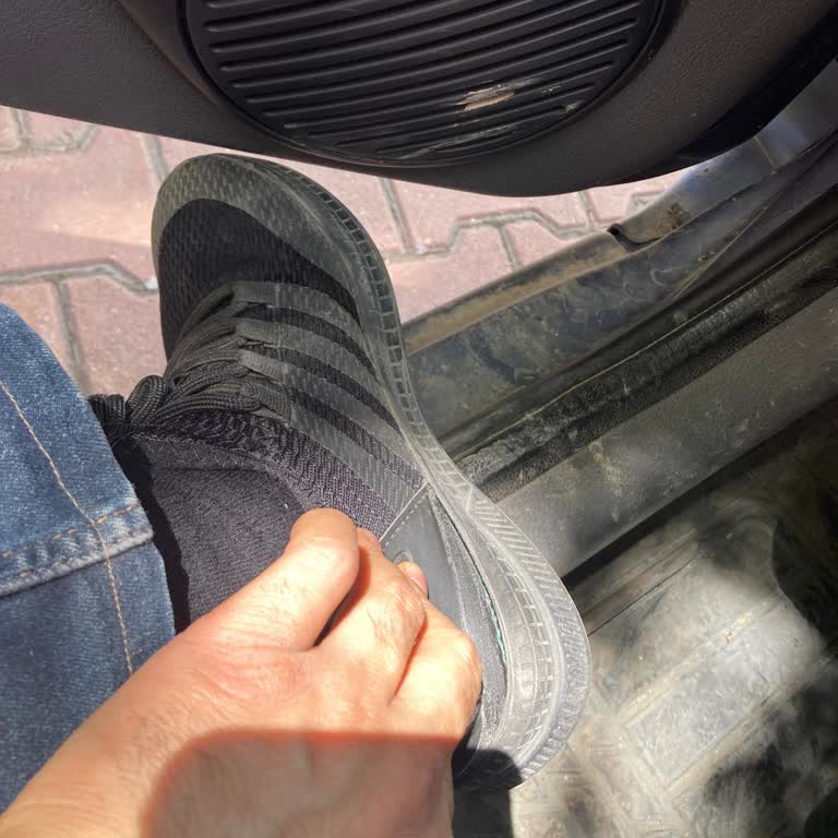 FLO'dan Aldığım Ayakkabı 2 Haftada Bozuldu, İade Kabul Edilmedi