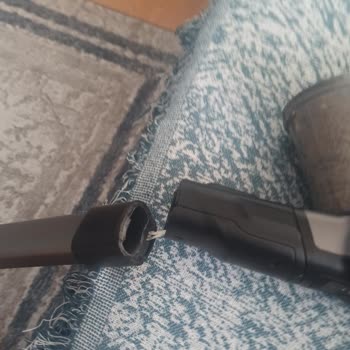 Philips 8000 Серия Пылесос: Сломалась Трубка, Ожидаю Поддержку