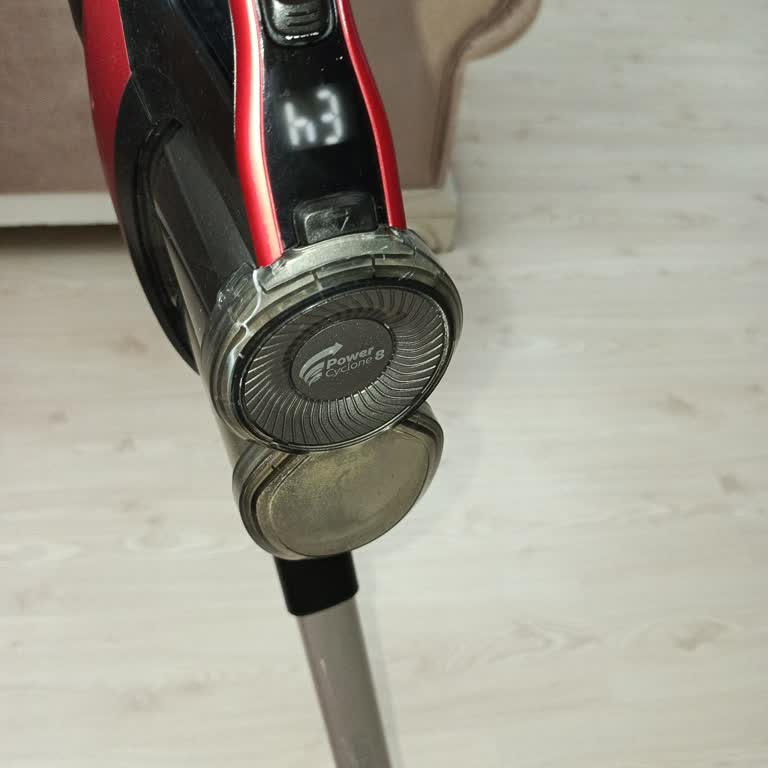 Повторная ошибка E4 на вертикальном пылесосе Philips XC7043 и трудностями с сервисом