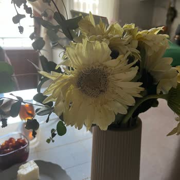 Çiçek Siparişimde Taze Olmayan Ürünler Gönderildi