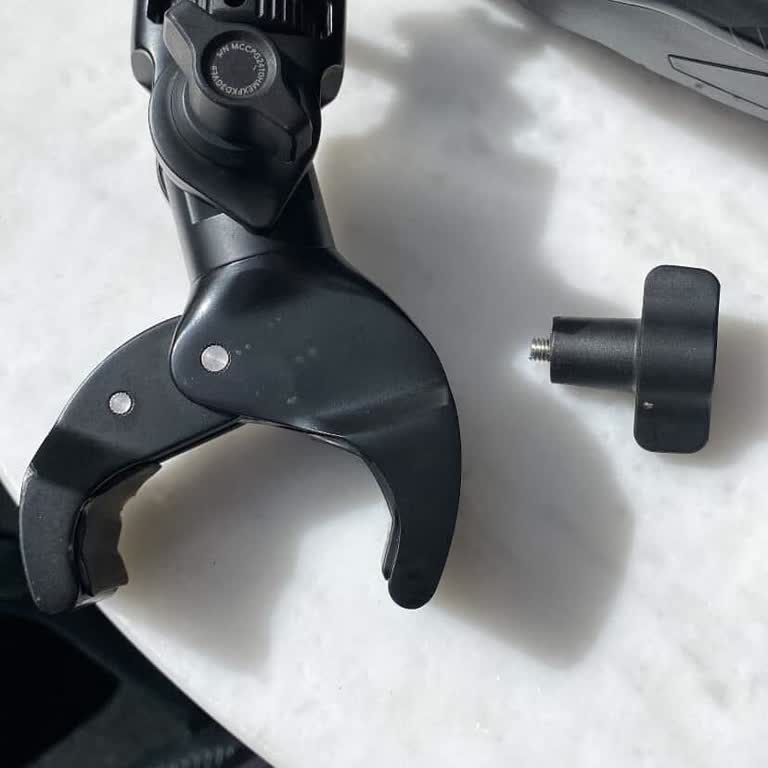 Insta360 Türkiye Küçük Bir Vida İçin Yüksek Yedek Parça Ücreti