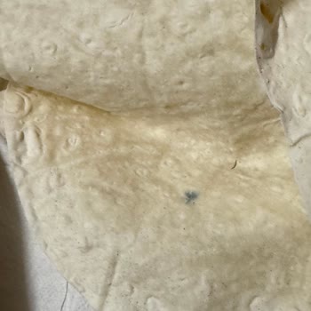 Siparişte Bayat Ve Eksik Ürünler, Yetersiz Çözüm